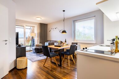 2 Schlaf- und 1 Wohnraum 66 m² mit Küche (Schönwieskopf)