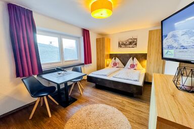 Appartement Bergfried - Studio, Ski IN Ski OUT inkl Sommerkarte