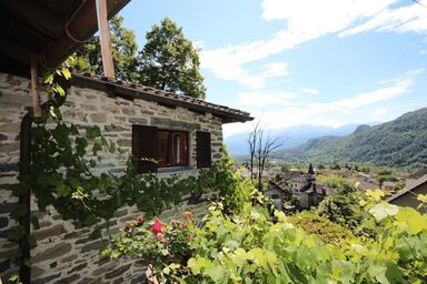 Charmantes Tessiner Haus mit absoluter Privatsphäre