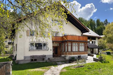 Chasa Gross 1. OG, (Zernez).