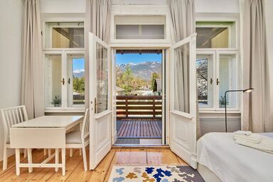 Ferienwohnungen Landhaus Blauer Spatz - Studio-Apartment Top 4 mit Raxblick