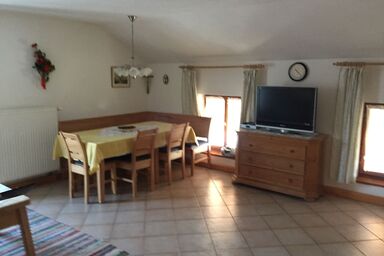 Huberhof Summerer - Ferienwohnung -6 Personen, 75qm, 3 Schlafzimmer, Balkon