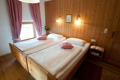 Hofbauer - Ferienwohnung Nr. 3 mit Südbalkon, 50qm