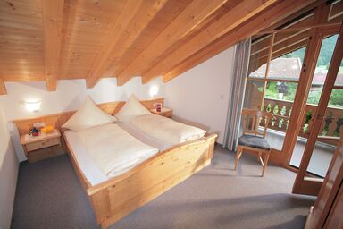 Petrushof - Ferienwohnung 4, 2 Personen, 50 qm., 1 Schlafzimmer, DU/WC, TV, Zimmersafe, Balkon