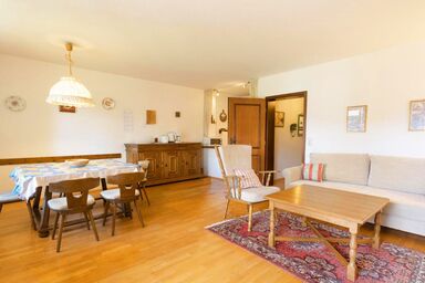 Feichtenhof - Ferienwohnung Nr. 6, 65 qm, 1 Schlaf- und 1 Wohn-/Schlafzimmer, Balkon