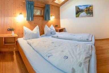 Knoglerhof inkl. Chiemgaukarte - 6 Ferienwohnung 85qm, Balkon, Kochnische, 2 Schlafzimmer, 1 Wohnschlafz., WLAN