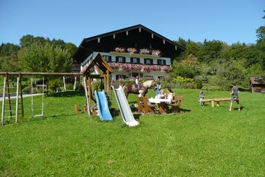 Adlerhof - Ferienwohnung Feichteck mit 2 separaten Schlafzimmern, Wohnküche, Balkon