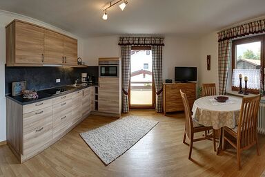 Ferienwohnung Hedi - Chiemgau Karte - Ferienwohnung für 2 Personen, 1 separates Schlafzimmer, 42 m²