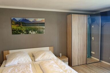 Ferienwohnung März - Ferienwohnung 45qm mit gemütlichem Südbalkon