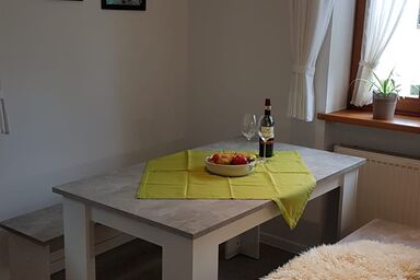 Ferienwohnung Moosegger - Ferienwohnung bis 2 Personen, 38 qm, 1 sep. Schlafzimmer, Obergeschoss