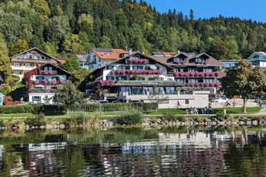 Ferienwohnungen am Hopfensee im Allgäu - 3-Zimmer-Wohnung Landhaus, 75 qm, 2 Schlafzimmer, max. 4 Personen