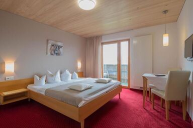 Pension Bilgeri - Doppelzimmer, mit Balkon