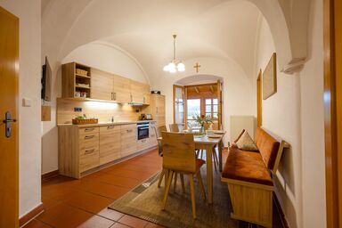 Ferienhof Dirnberger GbR - Urlaub am Regen - FeWo Bei der Schmiede 63qm ****