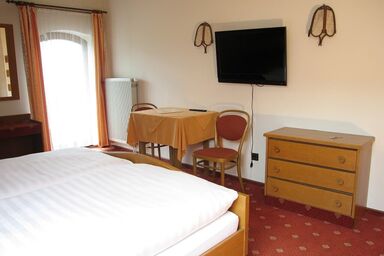 Hotel Pension Bräukeller - Doppelzimmer im 3. Stock