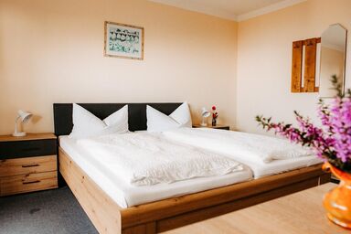 Pension Jodlbauer - Dreibettzimmer mit Balkon