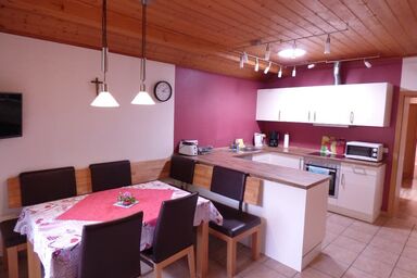 Gillingerhof - Ferienwohnung Waldblick (70qm) mit Balkon für 4 Personen
