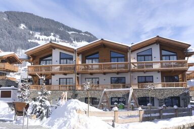 Premium # 304 für bis zu 10 Personen - Superior #213 für bis zu 4 Personen .18