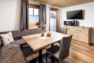 Bio-Haus # 402 - Bio-Haus # 402 .1