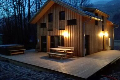 Chalet mit 2 Schlafzimmern & IR-Sauna - Sup.4 SZ Sauna o.IR-Sauna+Sprudelbad .6