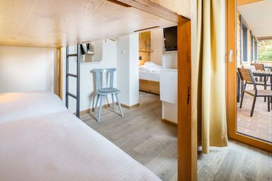 Victoria Foidl-Schneider - TWIN MINI