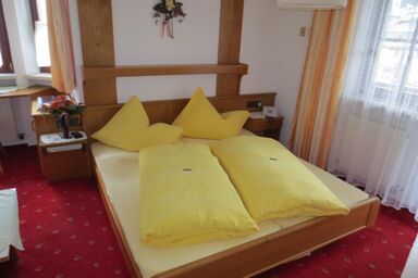 Haus Alpenhäusl - Dreibettzimmer