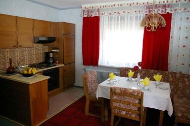 Haus Krainz - Appartement/Fewo, Dusche und Bad, WC, Terrasse