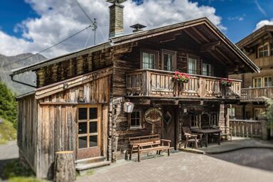 Hotel Silbertal **** - Almhütte Granat, ÜF
