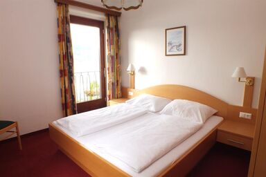 Villa Margarethe - Zimmer 2, Doppelzimmer Du/WC, Seeblick