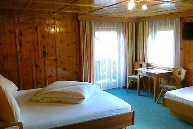 Haus Hanni - Dreibettzimmer