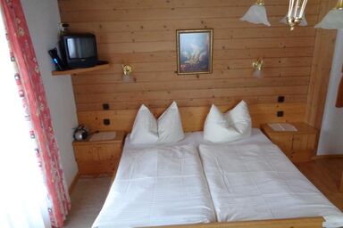 Matzenhof - Doppelzimmer mit Dusche, WC Short Stay