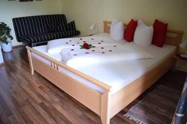 Rad & Frühstückspension Taurer - Doppelbettzimmer mit Frühstück