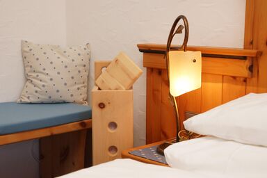 Pension Appartements Urbanhof - Doppelzimmer, Dusche, WC