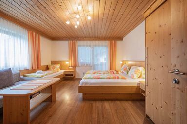 Forstlerhof - Dreibettzimmer