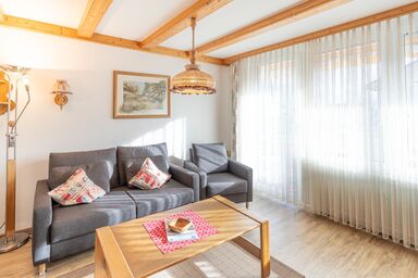 Haus Grünten/ Nebelhorn - Ferienwohnung mit Bergblick, Parkplatz und Balkon