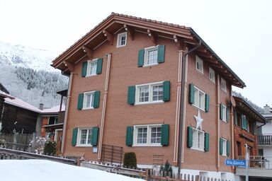 Ferienwohnung Deragisch A, (Sedrun).