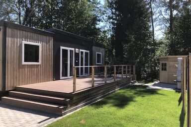 Schönes Ferienhaus in Wackersdorf mit Whirlpool und Terrasse