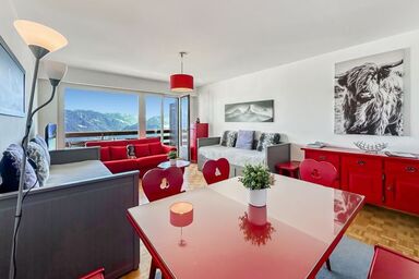 Pied-à-terre in Crans-Montana, pool and view - Swi