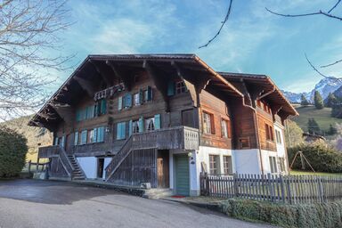 Chalet Marie-José, (Gérignoz). 3 Schlafzimmer, 150m², 6 Personen