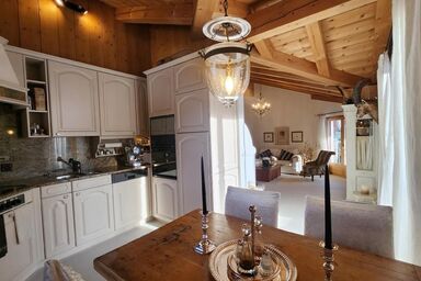 Bijou Dachwohnung in Chalet mit Sauna und Wirlpool
