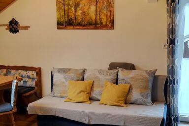 Bauernhof Gorihof - Ferienwohnung 50 qm mit separatem Schlafzimmer und Balkon