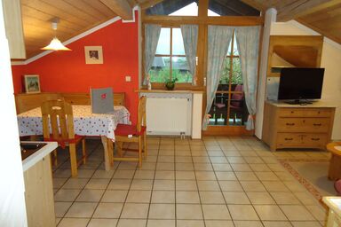 Ferienwohnung Wingen - Ferienwohnung Wingen, 45qm, 1 sep. Schlafzimmer, Süd- und Ostbalkon im Ortsteil Wiechs