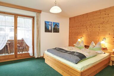 Fewo Maier - Ferienwohnung Nr. 3, 1-2 Personen, 1 Schlafzimmer, Dusche/WC, Balkon, 70 qm
