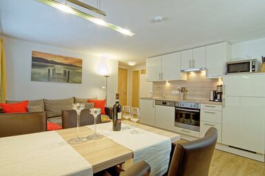 Ferienwohnungen Berganemone - Ferienwohnung Kehlstein, für 5 Personen, 90 qm, Balkon