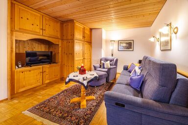 Ferienwohnungen Helga Mayer inkl. Chiemgaukarte - Ferienwohnung Westernberg 52qm, Balkon, Kochn., 1 Schlafz., 1 Wohnz., Nr 2, WLAN