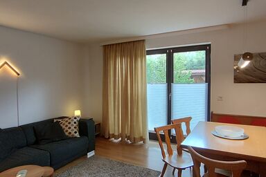 Pension Bergblick - Bungalow 125qm, Terr., Garten, Küche, 3 Schlafzimmer, Wohnzimmer, 2 Bäder, WLAN