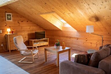 Ferienwohnungen Erlebnisnaturhof - Ferienwohnung VI mit zwei Schlafzimmern und Süd-Balkon, 64 qm, Hund zu buchbar