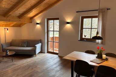 Alpenblüte - Ferienwohnung Alpenmohn 40 qm, 1 separates Schlafzimmer