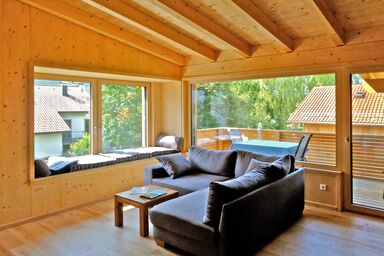 Ferienwohnung Schöpf - Ferienwohnung max. 4 Pers. ca 90 qm mit Balkon und Bergblick