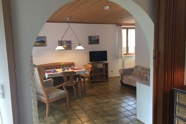 Ferienwohnungen Hanke Barbara - Gartenwohnung 45 qm, Erdgeschoss, 1 Schlafzimmer, 2 Erwachsene u. 2 Kinder
