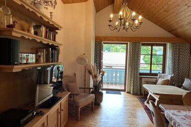 Ferienwohnung Zellerhorn Kerscher - Ferienwohnung Zellerhorn 50 qm, separates Schlafzimmer, Süd-Balkon und Tiefgarage